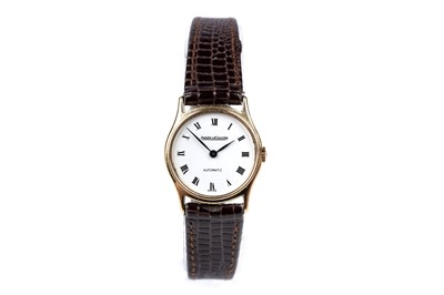 Lot 446 - Jaeger-LeCoultre: an 18ct yellow gold cased automatic lady's wristwatch