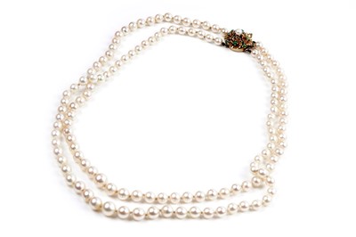 Lot 611 - A double strand pearl necklace