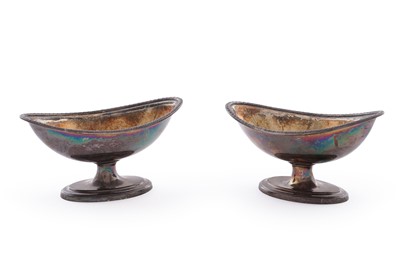 Lot 112 - A pair of George III silver salts