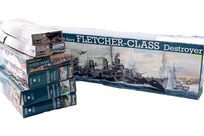 Lot 868 - A collection of seven boxed Revell model boat kits