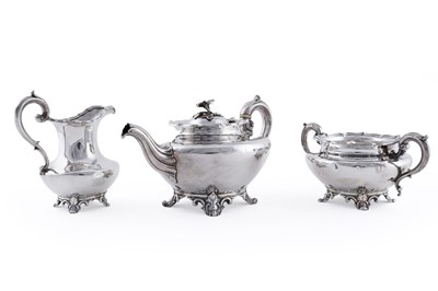 Lot 85 - A William IV silver three piece tea service