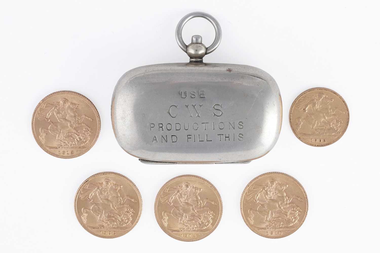 Lot 139 - A late Victorian/Edwardian plated sovereign holder