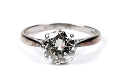 Lot 532 - A single stone diamond ring