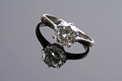 Lot 532 - A single stone diamond ring