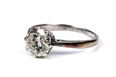 Lot 532 - A single stone diamond ring