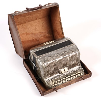 Lot 7 - A Paolo Soprani 8 bass diatonic button accordion