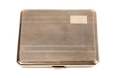Lot 51 - A 1930's 9ct gold cigarette case