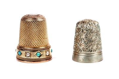 Lot 111 - Two thimbles