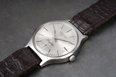 Lot 449 - Longines Flagship: a stainless steel cased manual wind wristwatch