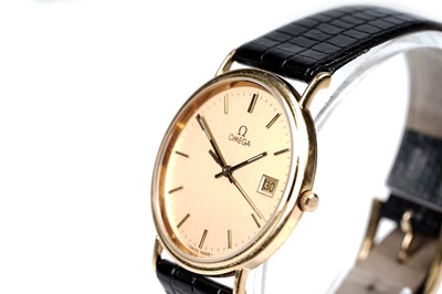 Lot 432 - Omega: an 18ct yellow gold cased quartz wristwatch