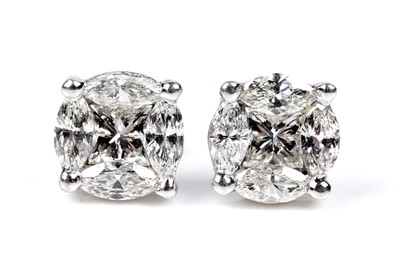 Lot 545 - A pair of diamond earrings
