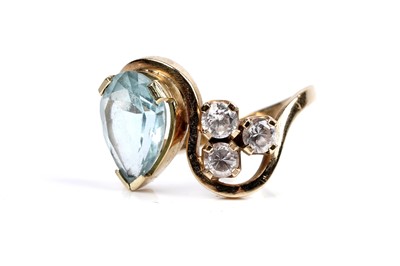 Lot 53 - An aquamarine and 18ct gold dress ring