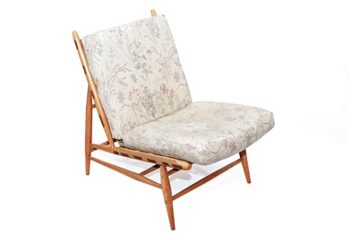 Lot 522 - Lucian Ercolani for Ercol: a model 427 ‘Windsor’ chair