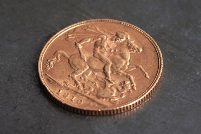 Lot 237 - A George V 1910 gold sovereign