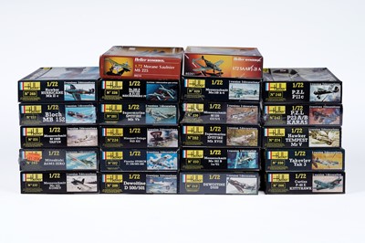 Lot 851 - A collection of twenty-two boxed 1:72 scale Heller model kits