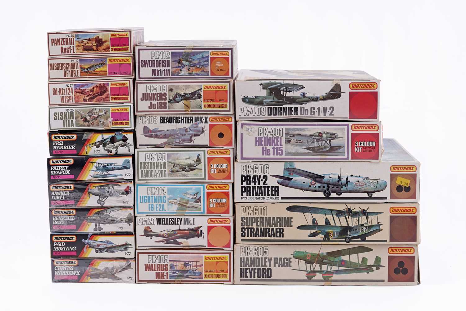Lot 853 - A collection of twenty-two boxed Matchbox