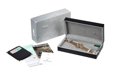 Lot 412 - Rolex Cellini: an 18ct yellow gold cased manual wind wristwatch