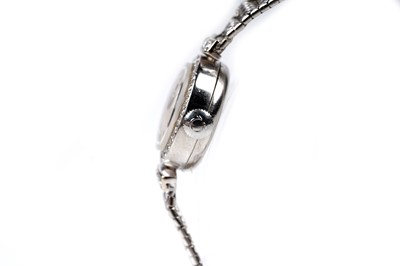 Lot 431 - Omega: an 18ct white gold cased lady's cocktail watch