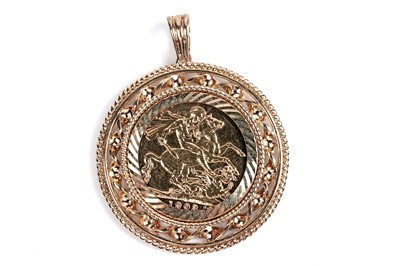 Lot 171 - An Edward VII 1903 gold sovereign pendant