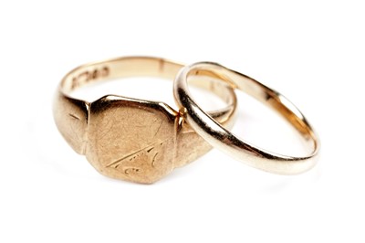 Lot 169 - A 9ct gold signet ring; and 9ct gold wedding band