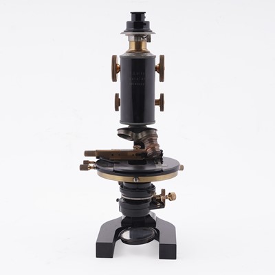 Lot 127 - An Ernst Leitz Wetzlar microscope