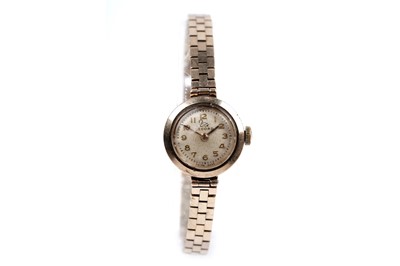 Lot 278 - A lady's 9ct gold Record wristwatch