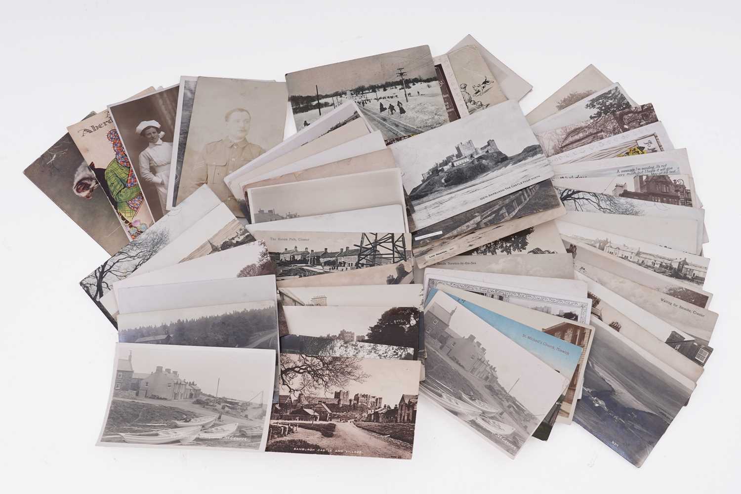 Lot 97 - A collection of loose postcards