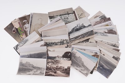 Lot 97 - A collection of loose postcards