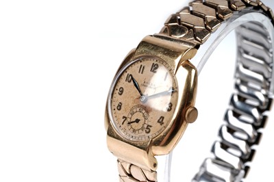 Lot 410 - Rolex Chronometer: an 18ct yellow gold cased manual wind wristwatch