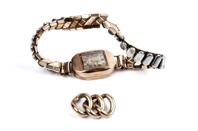 Lot 94 - A lady's 9ct gold cased Customline wristwatch and links