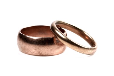 Lot 80 - Two 9ct gold wedding bands