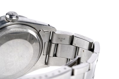 Lot 405 - Rolex Oyster Perpetual Date: a stainless steel cased automatic chronometer wristwatch