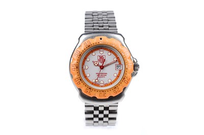 Lot 450 - Tag Heuer Professional: a stainless steel cased quartz wristwatch