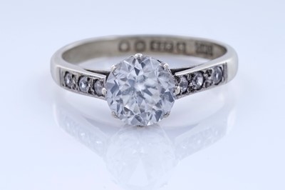Lot 46 - A 20th Century 9ct gold single-stone cubic zirconia ring; and a pair of Ciro pearl earrings