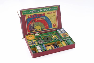 Lot 380 - A boxed Meccano ‘Elektron Electrical Experiments’ Outfit No. 2