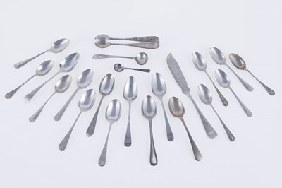 Lot 319 - Assorted Georgian and later silver tea/coffee spoons; and other items of silver flatware