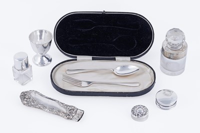 Lot 362 - A mixed lot of silver