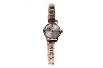 Lot 282 - A lady's 9ct gold Accurist wristwatch