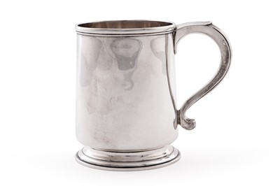 Lot 6 - A George V silver mug