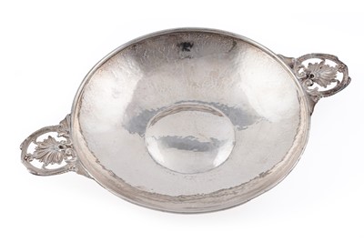 Lot 40 - A Great War period silver dish
