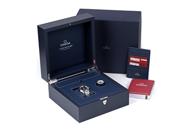 Lot 421 - Omega Seamaster Master Co-Axial Chronometer Aqua Terra James Bond 007 wristwatch