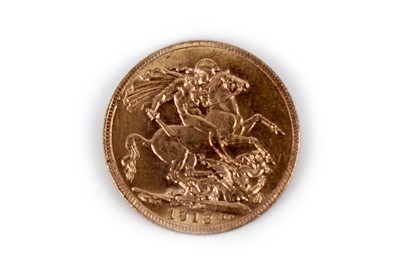 Lot 38 - A George V 1913 gold sovereign