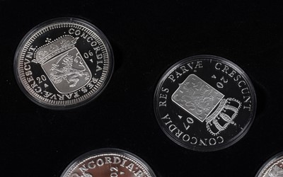 Lot 73 - A Royal Dutch Mint silver ducat coin set