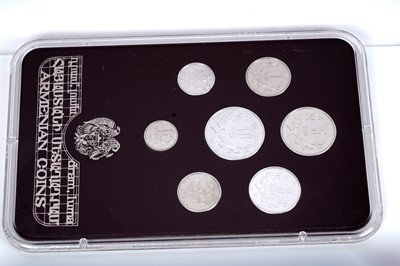 Lot 76 - A collection of world coin sets
