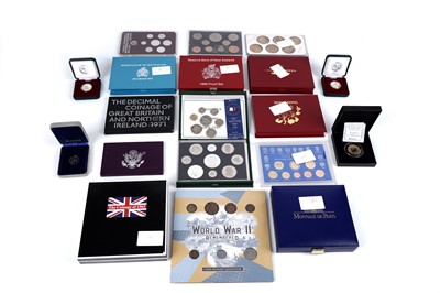 Lot 76 - A collection of world coin sets