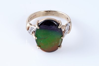 Lot 211 - An ammolite and diamond ring