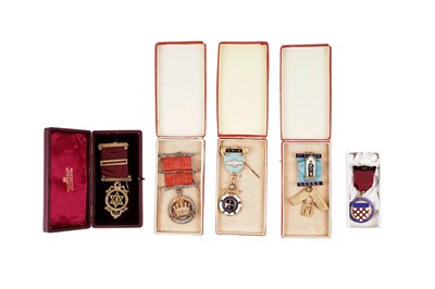 Lot 107 - A collection of Masonic jewels