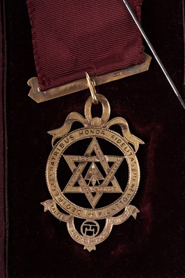 Lot 107 - A collection of Masonic jewels