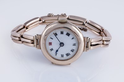 Lot 346 - An early 20th Century lady's 9ct rose gold cocktail watch