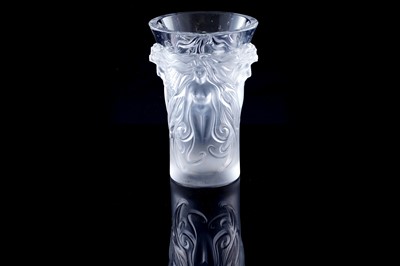 Lot 646 - A Lalique 'Fantasia' vase